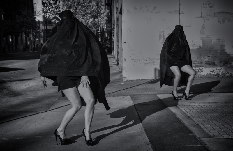 Burqa and the city
