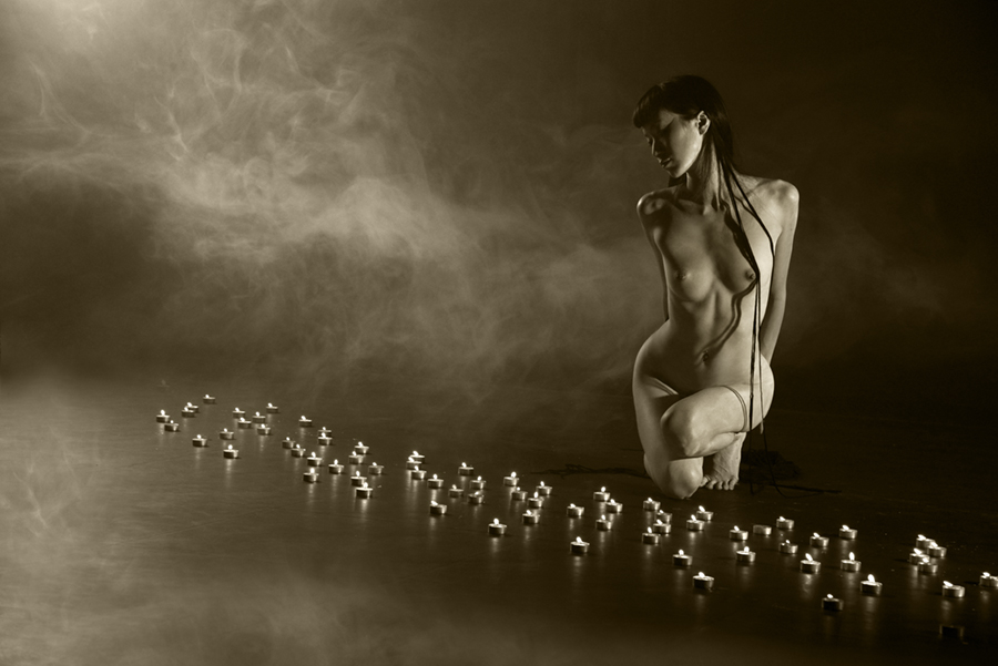 Nude: Honorable Mention - Jung-chan Liao (Taiwan) .