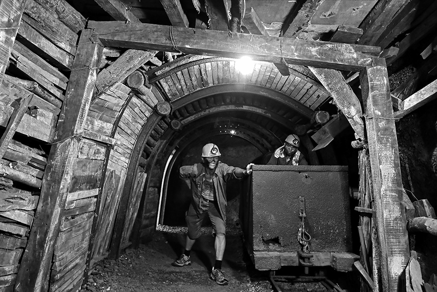 Ren-Chiao-Yun_Coal miners