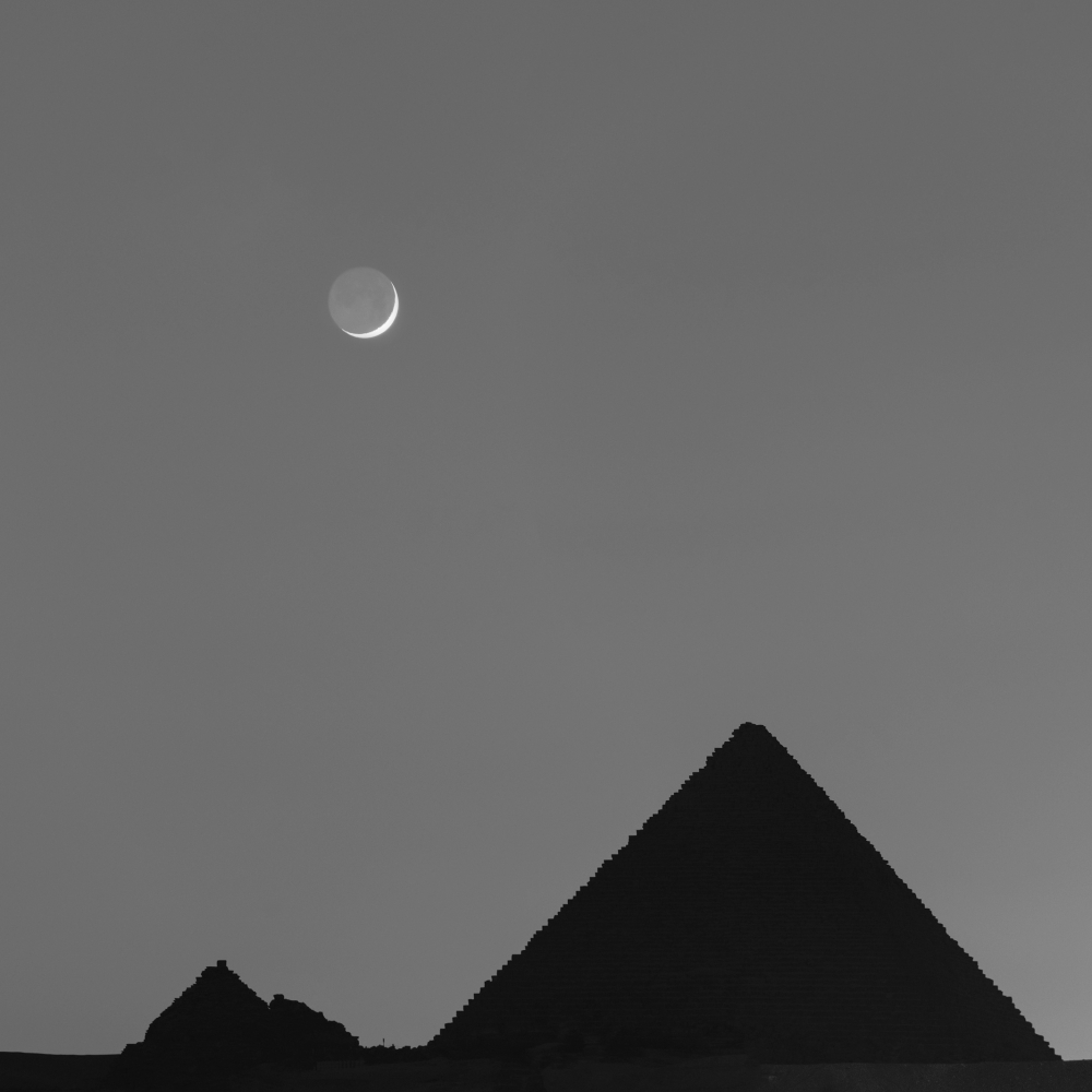 The moon and the pyramids