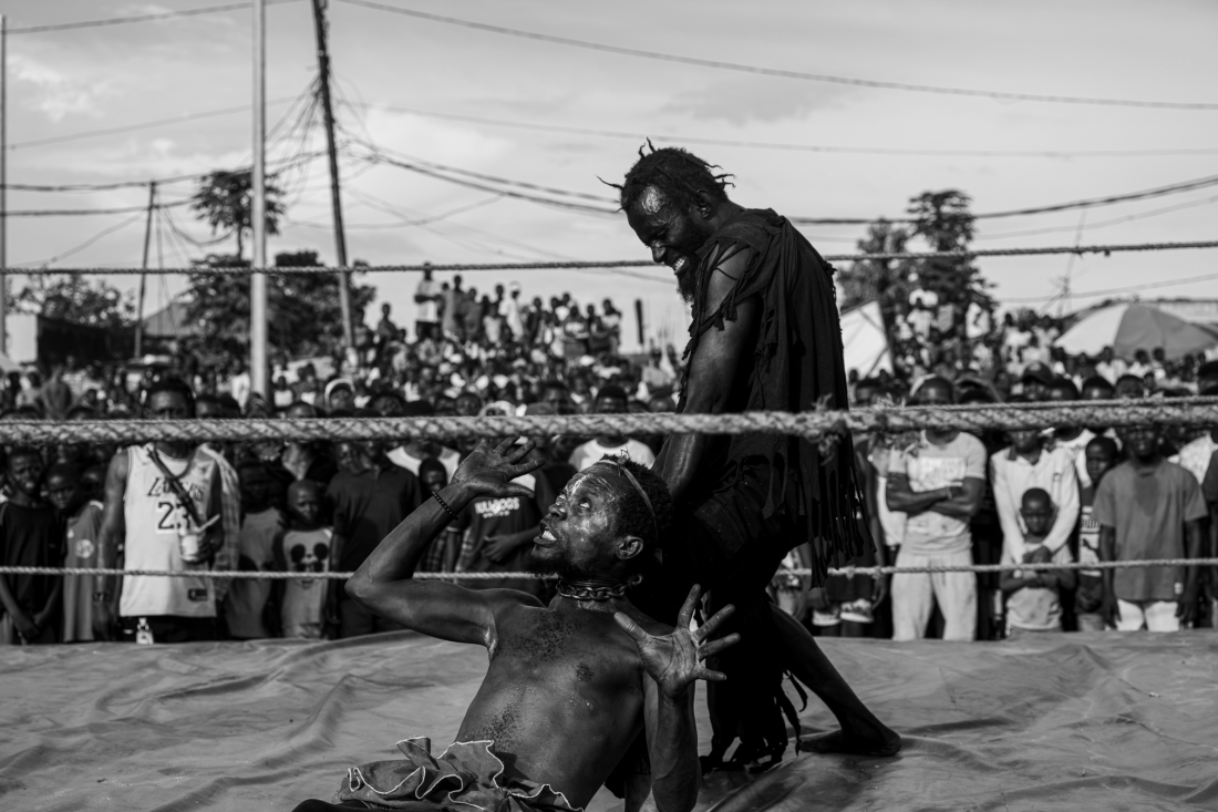 Voodoo wrestling, Kinshasa, Democratic Republic of Congo