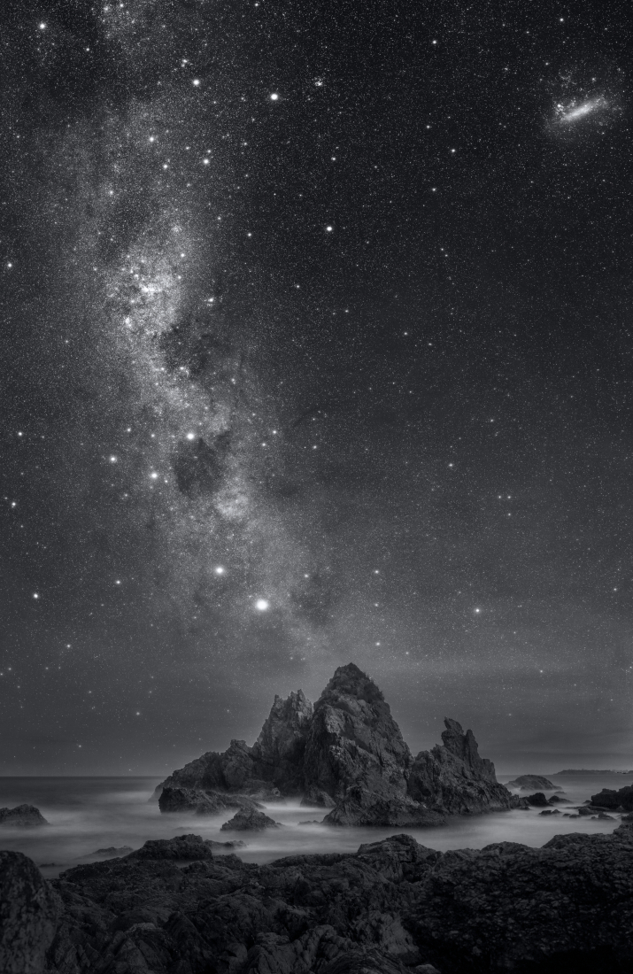 Night's Majesty over Camel Rock