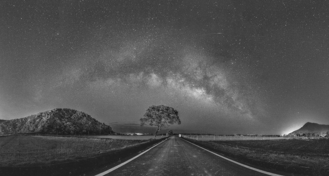 The Arch of The Milky Way