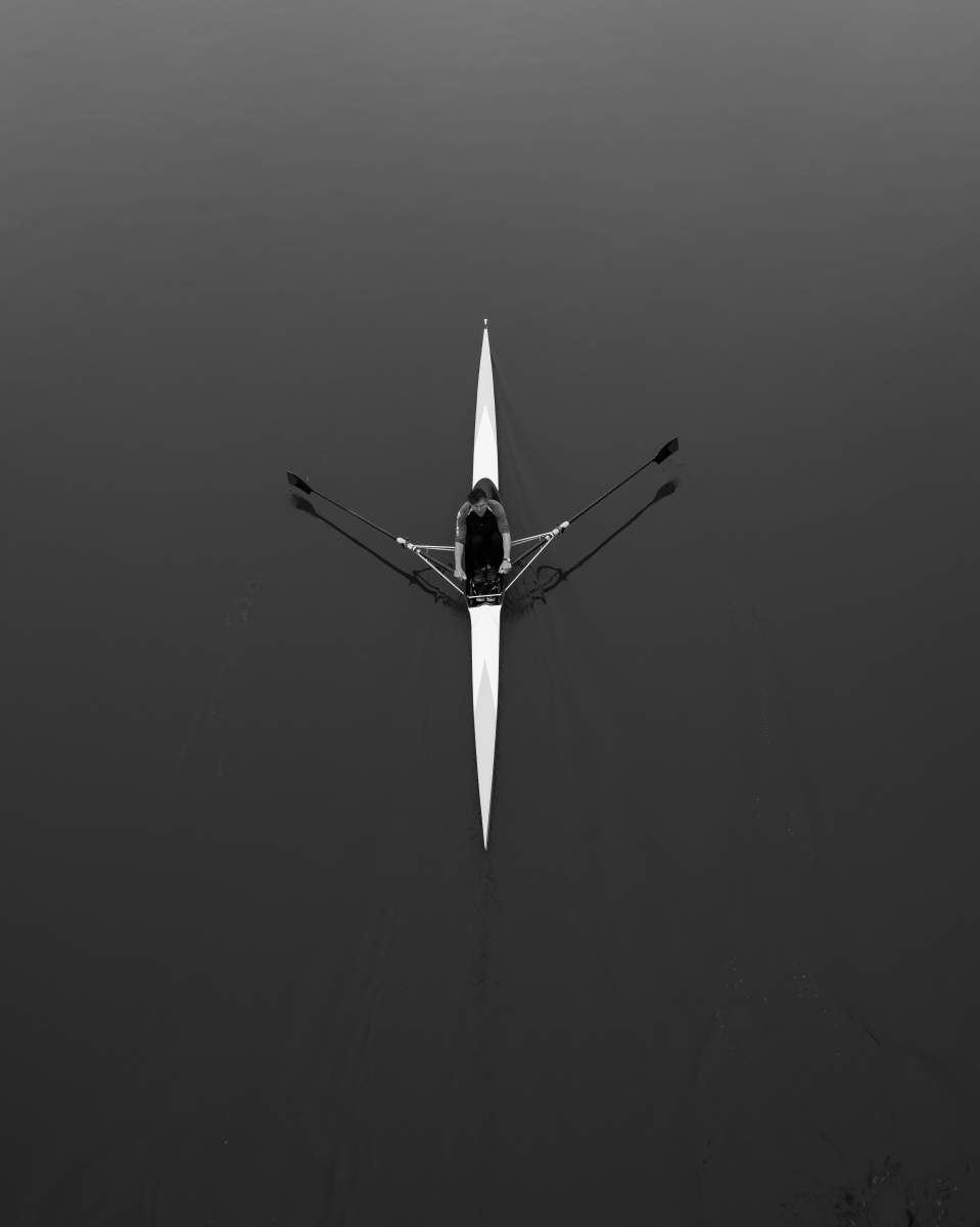 Solo gliding 