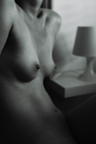 Nude with lamp